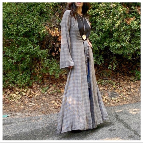 ABSOLUTELY GORGEOUS LONGLINE TIE FRONT DUSTER - Picture 5 of 8